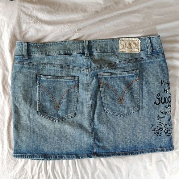 Z. Cavaeicci Mini Undecided Youth Hot Love Cotton 18 Skirt - Picture 2 of 15